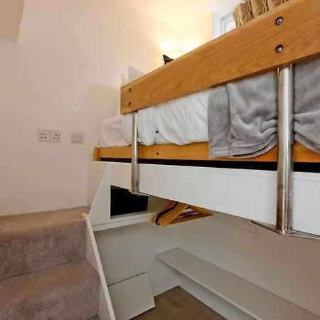 Cosy 2 Bed Modern Mews - Kings Cross Apartment London Exterior photo